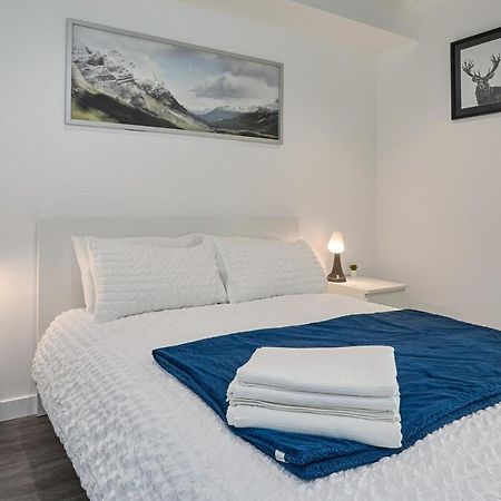 Morden Lovely 3Bedroom Apartment London Abbey Wood Экстерьер фото