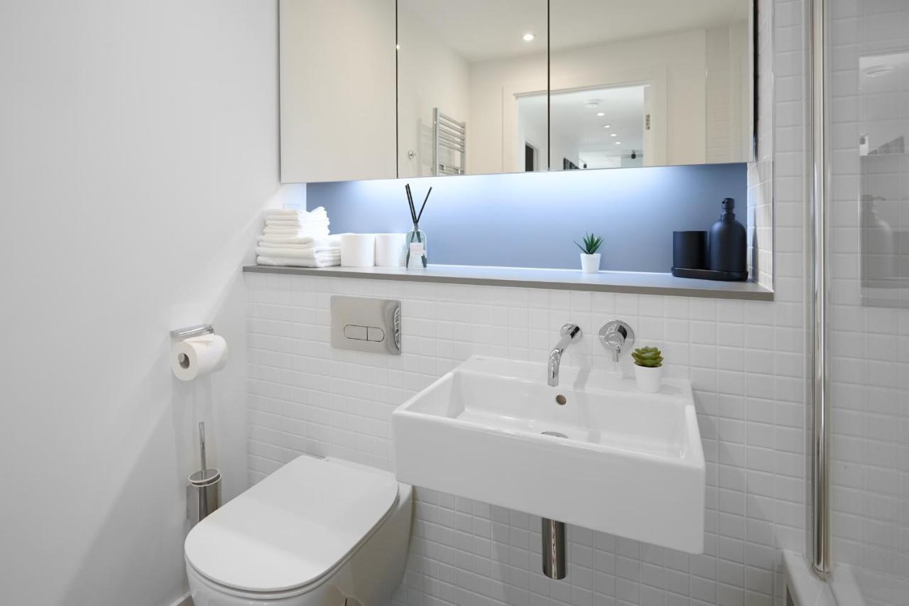 Morden Lovely 3Bedroom Apartment London Abbey Wood Экстерьер фото